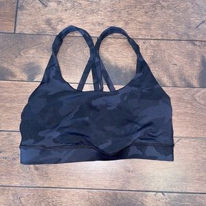 Lululemon camo sports bra